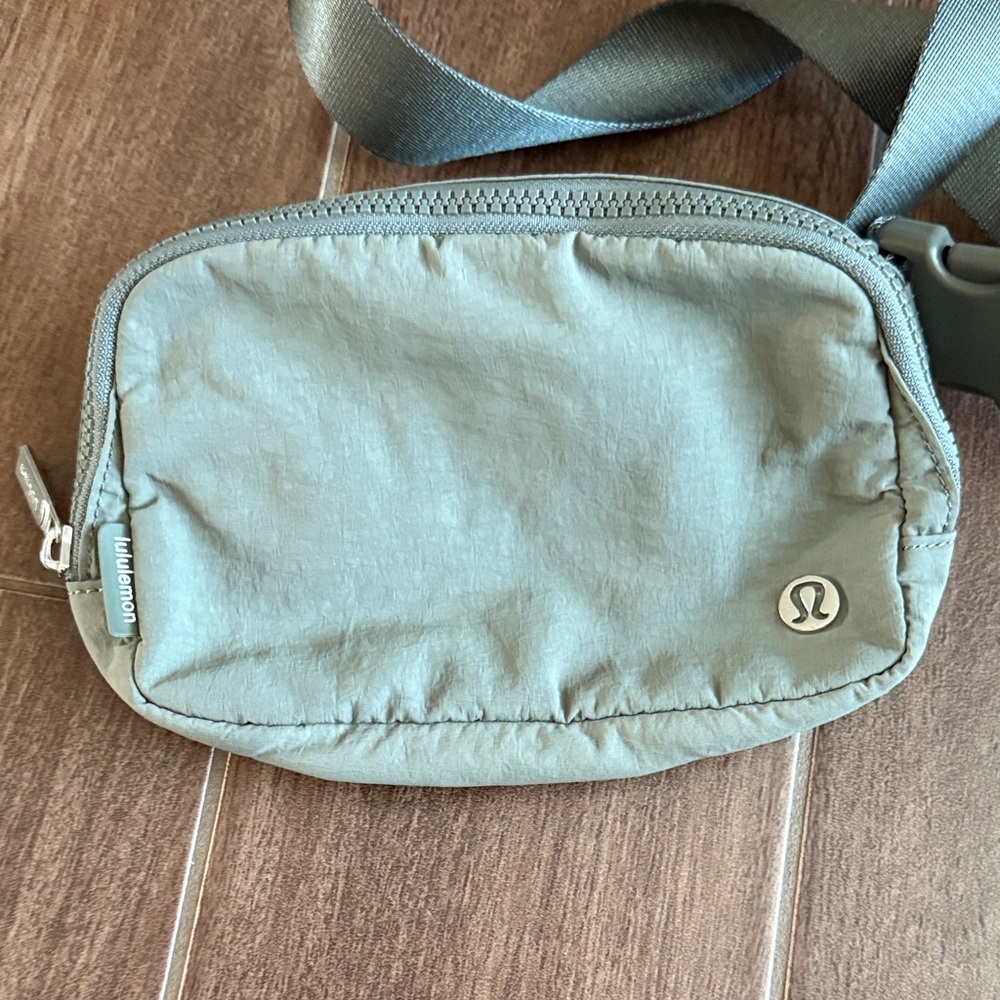 lululemon athletica Gray Belt Bag